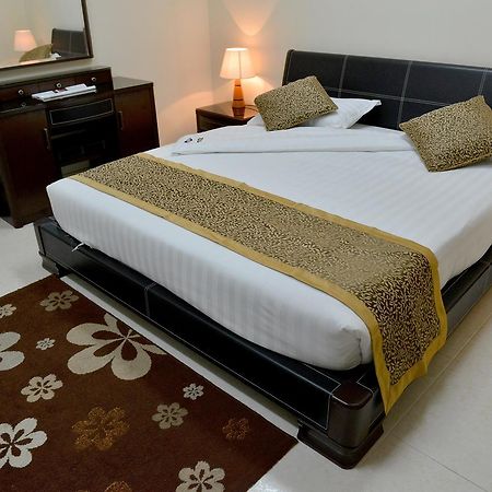 Al Mawasem Al Arbaa Aparthotel Jubail Exterior photo