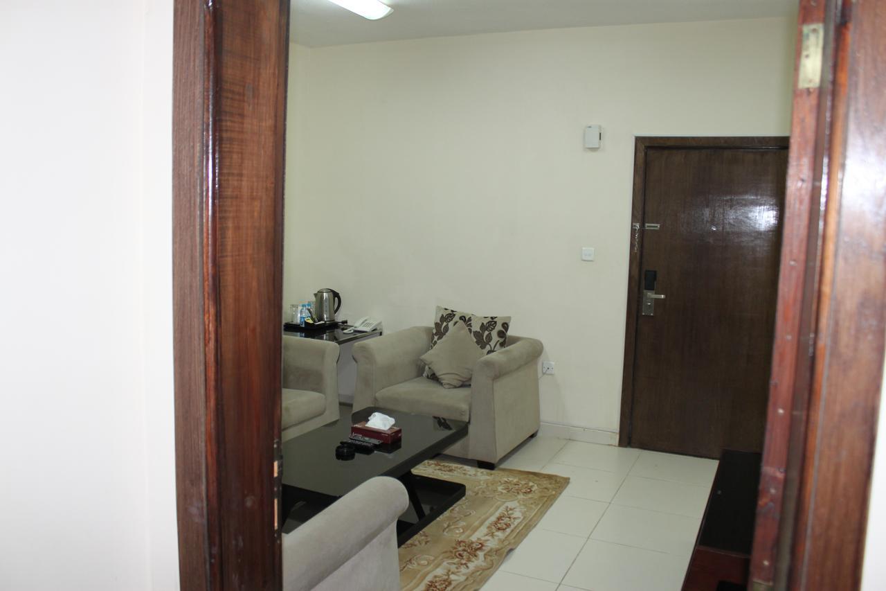 Al Mawasem Al Arbaa Aparthotel Jubail Exterior photo